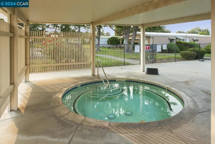 COMMUNITY HOT TUB