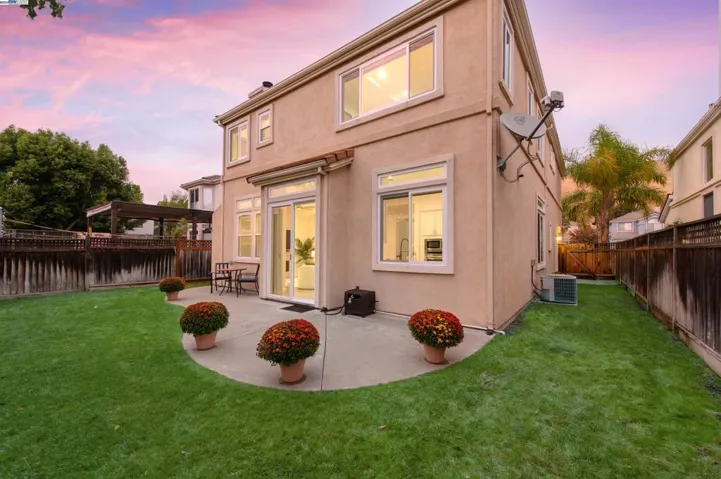 35875 Vivian Pl, Fremont, California 94536
