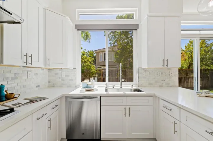 35875 Vivian Pl, Fremont, California 94536