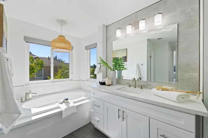 35875 Vivian Pl, Fremont, California 94536