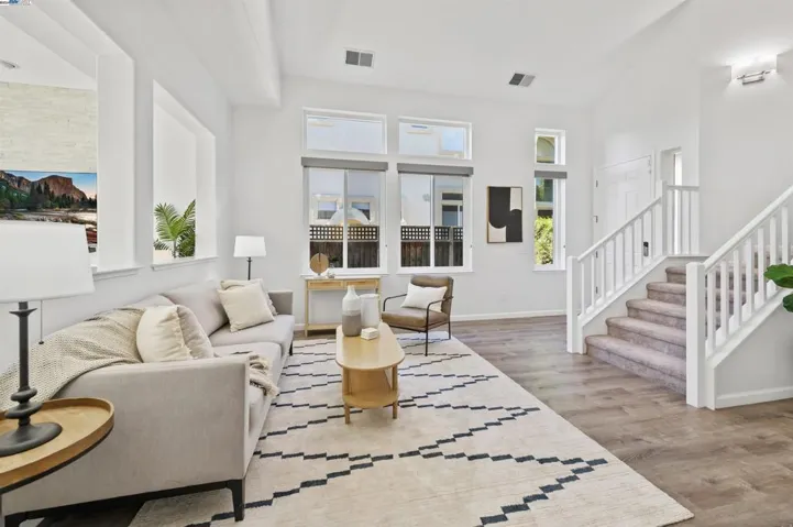 35875 Vivian Pl, Fremont, California 94536