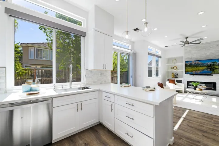 35875 Vivian Pl, Fremont, California 94536