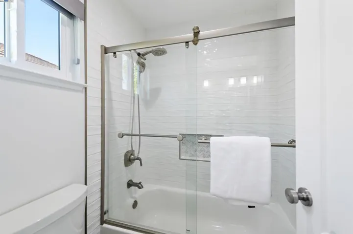 35875 Vivian Pl, Fremont, California 94536