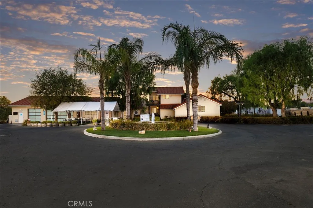 10262 Sierra Highway, Agua Dulce, California 91390 home-pic-3