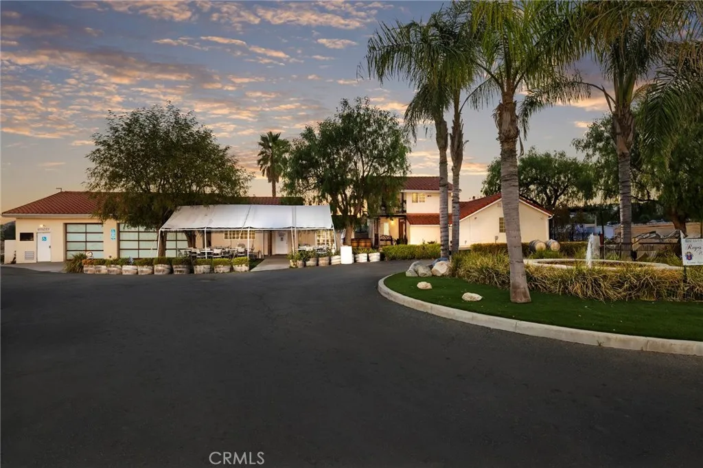10262 Sierra Highway, Agua Dulce, California 91390 home-pic-4