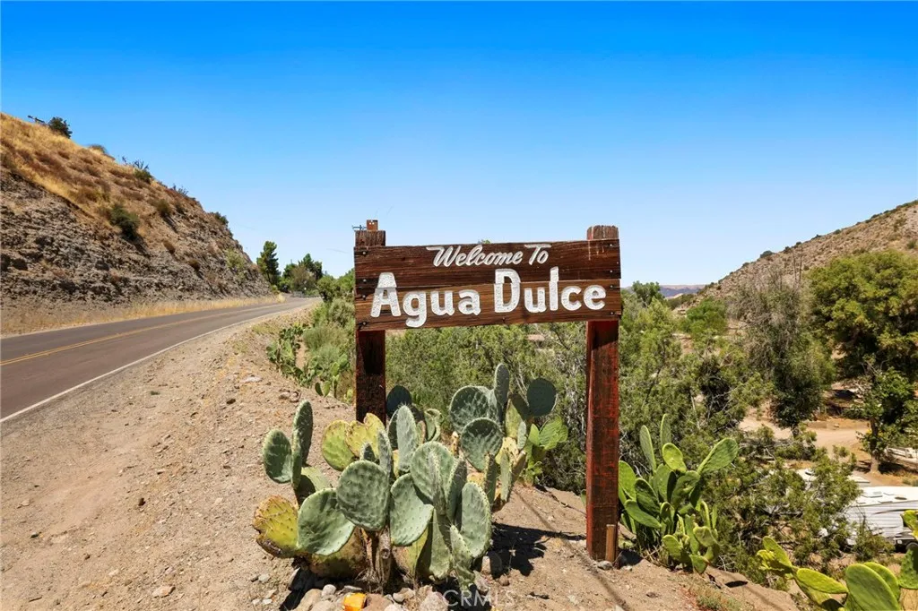 10262 Sierra Highway, Agua Dulce, California 91390 home-pic-5