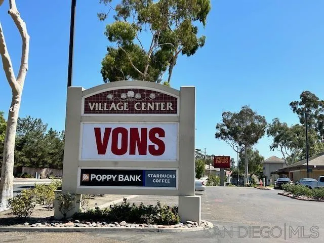 Nearby shopping