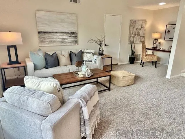 10570 Vista Valle Dr, San Diego, California 92131
