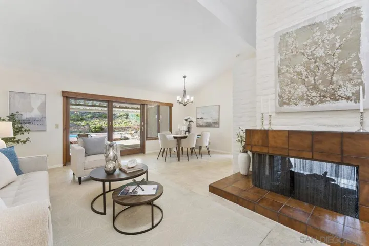 10570 Vista Valle Dr, San Diego, California 92131