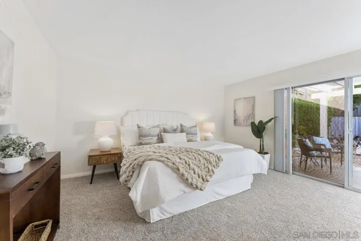 10570 Vista Valle Dr, San Diego, California 92131