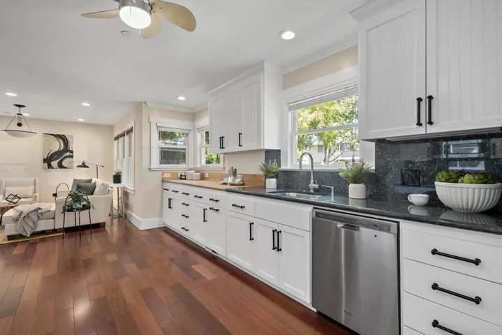 508 Pettis Avenue, Mountain View, California 94041