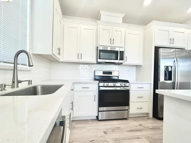 8301 Kevin Whiteley Dr, Elk Grove, California 95757