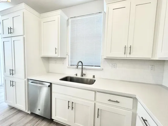 8301 Kevin Whiteley Dr, Elk Grove, California 95757