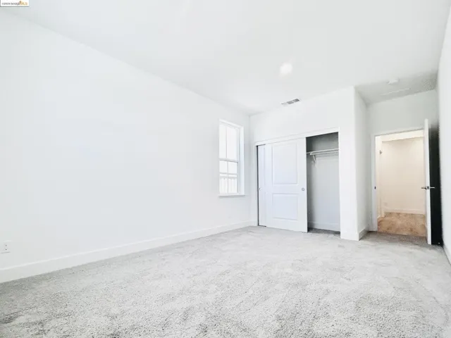 8301 Kevin Whiteley Dr, Elk Grove, California 95757