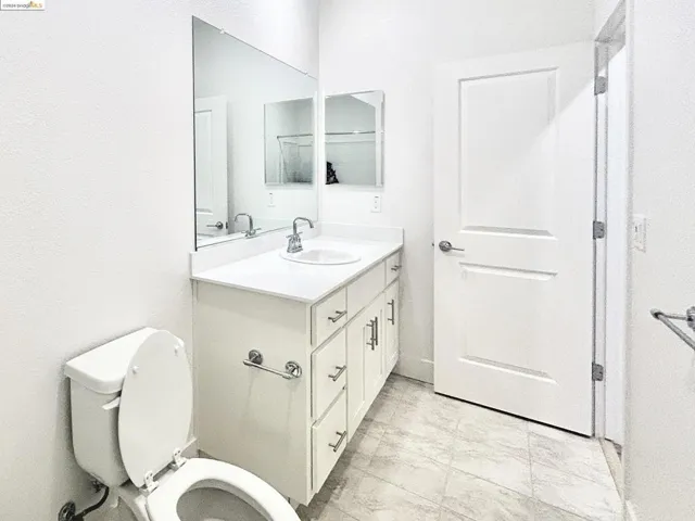 8301 Kevin Whiteley Dr, Elk Grove, California 95757