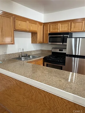 843 S Ardmore Avenue, Los Angeles, California 90005