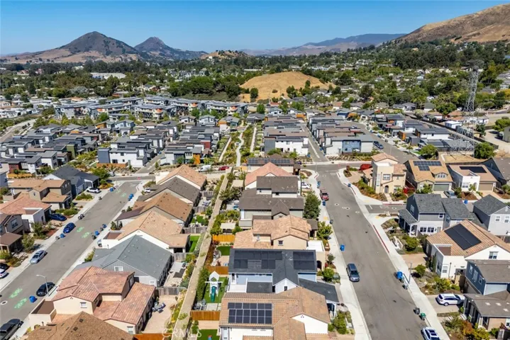 3757 Park Ridge Lane, San Luis Obispo, California 93401