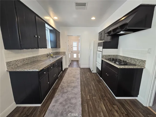 4514 Simpson Avenue, Valley Village, California 91607