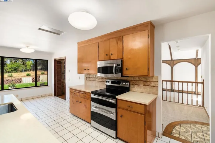 2630 Randall Way, Hayward, California 94541