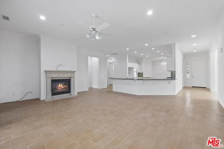 Spacious great room