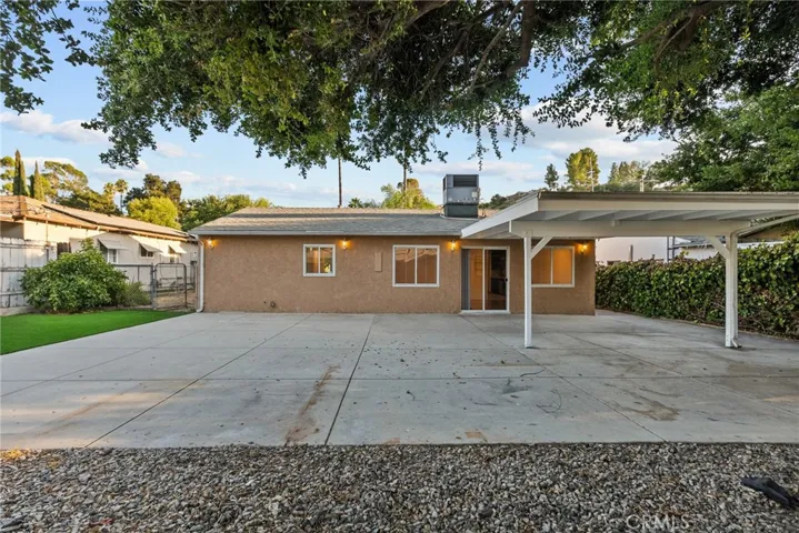 8663 Forsythe Street, Sunland, California 91040