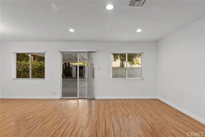 8663 Forsythe Street, Sunland, California 91040