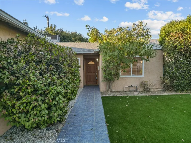 8663 Forsythe Street, Sunland, California 91040
