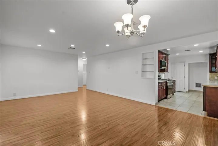 8663 Forsythe Street, Sunland, California 91040