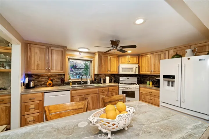 22047 Crest Forest Drive, Cedarpines Park, California 92322