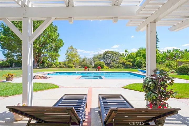 Backyard Patio with Beautiful Pool, Spa & Baja Shelf