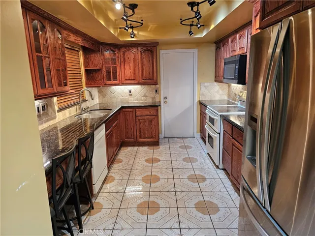 4635 Brentwood Lane, San Bernardino, California 92407