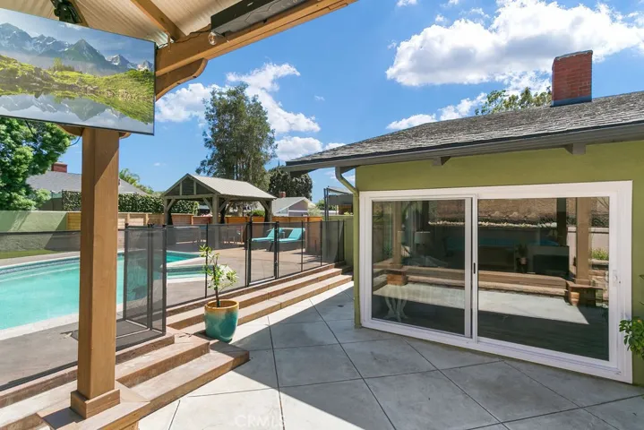 24585 Overlake Drive, Lake Forest, California 92630