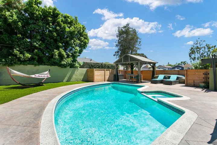 24585 Overlake Drive, Lake Forest, California 92630