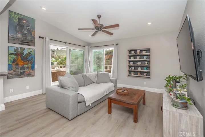 2350 Del Mar Way 301, Corona, California 92882