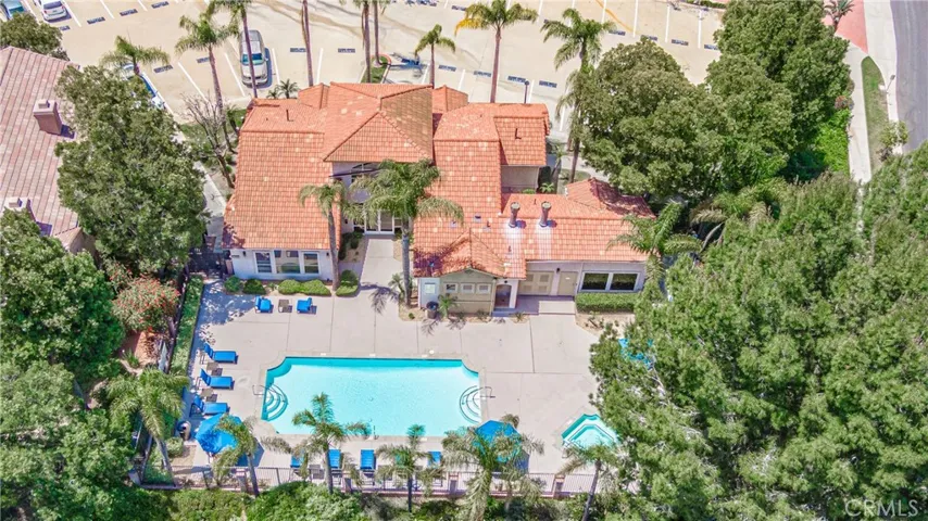 2350 Del Mar Way 301, Corona, California 92882