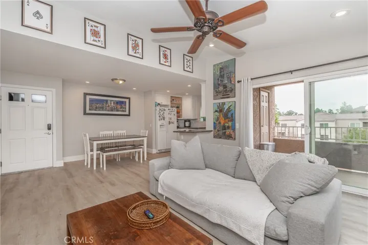 2350 Del Mar Way 301, Corona, California 92882