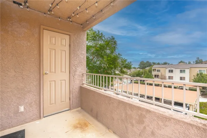 2350 Del Mar Way 301, Corona, California 92882