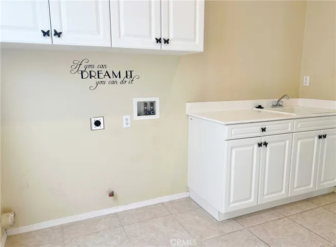 32980 Embassy Avenue, Temecula, California 92592