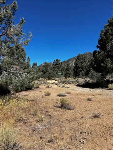 15 Sacatar Ranch Road, Kennedy Meadows, California 93527