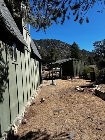 15 Sacatar Ranch Road, Kennedy Meadows, California 93527