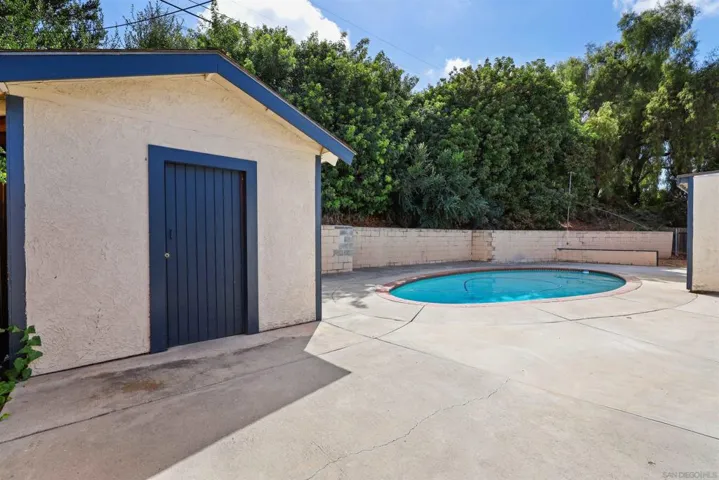 10083 Norte Mesa Dr, Spring Valley, California 91977