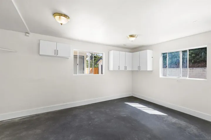 10083 Norte Mesa Dr, Spring Valley, California 91977