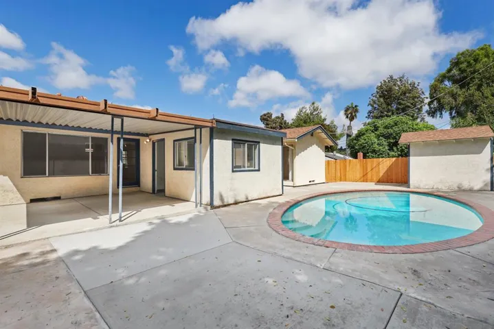 10083 Norte Mesa Dr, Spring Valley, California 91977