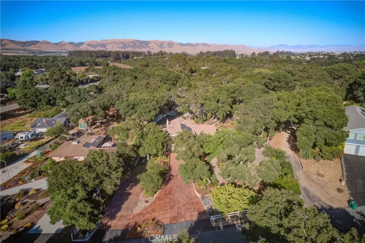 921 Cascada Lane, Nipomo, California 93444