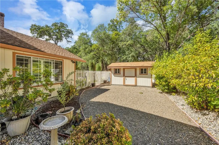 Storage shed