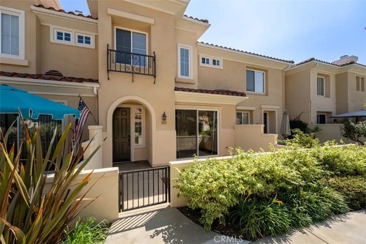 202 Via Vicini, Rancho Santa Margarita, California 92688