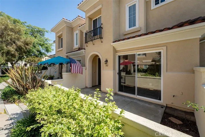 202 Via Vicini, Rancho Santa Margarita, California 92688