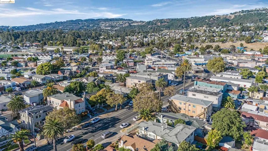 2667 Havenscourt Blvd, Oakland, California 94605