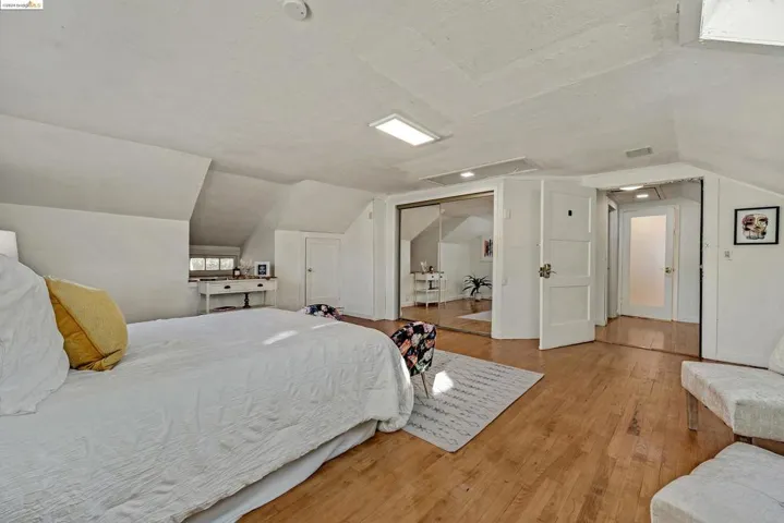2667 Havenscourt Blvd, Oakland, California 94605