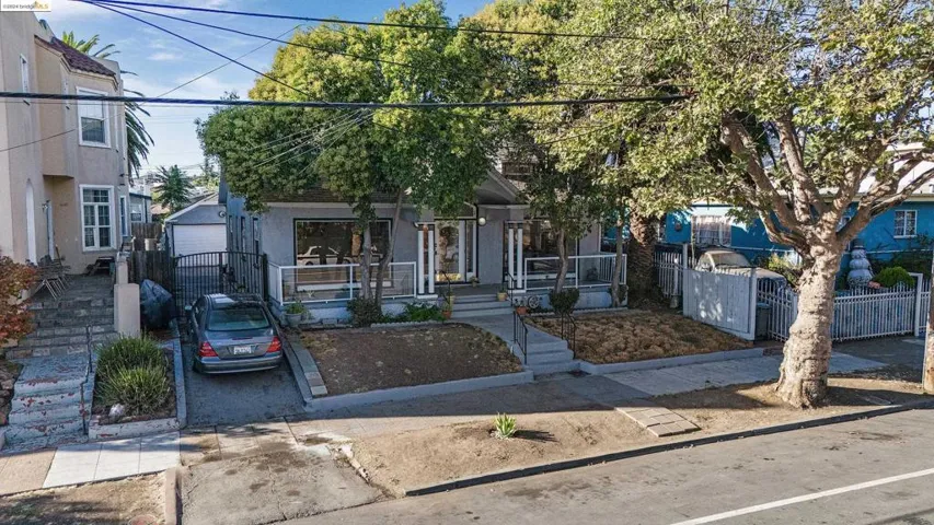 2667 Havenscourt Blvd, Oakland, California 94605